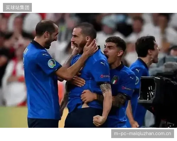 意大利队面临巨大心理压力，如何调整心态将是他们能否在世界杯走远的关键。